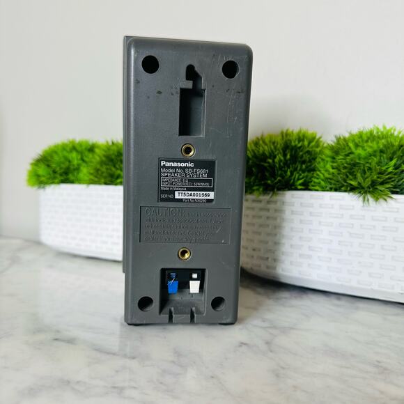 Panasonic sb-fs681 surround sound speaker - Picture 2 of 3